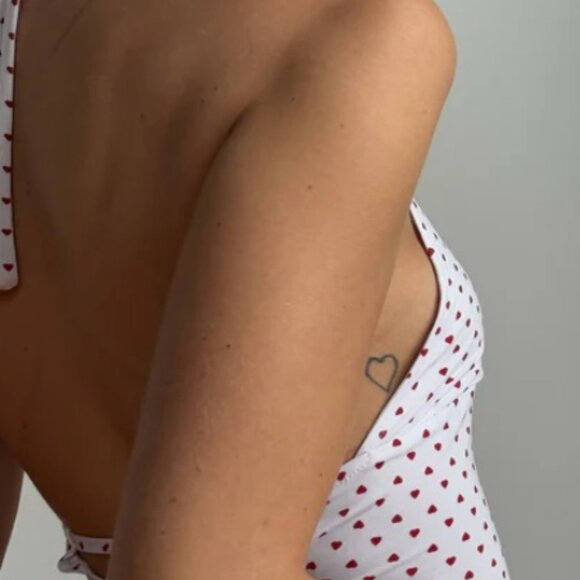 Hoaka Apparel - Red Heart Cozy Camisole Top - Small - NWT - Picture 2 of 2